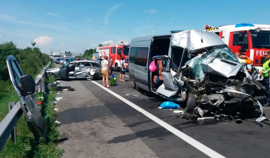 Accident grav în Austria. Un microbuz plin cu români a fost implicat UPDATE