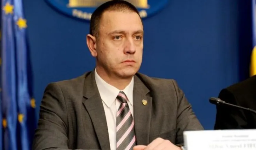 Mihai Fifor, ministrul Apărării: Se încearcă repetarea violenţelor de aseară. Cetăţenii de bună-credinţă să se delimiteze