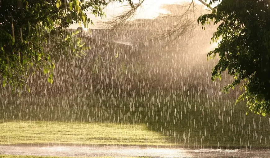 PROGNOZA METEO PENTRU ACEASTĂ SĂPTĂMÂNĂ: Nu vom avea nicio zi fără ploi