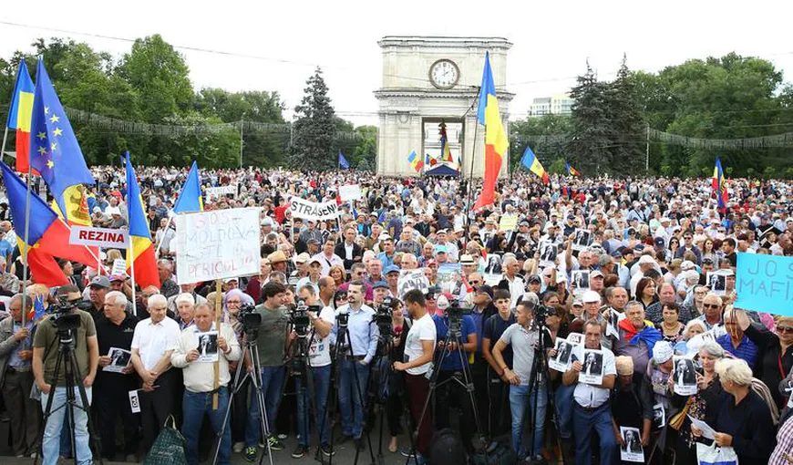 Protest la Chişinău faţă de nevalidarea rezultatelor alegerilor locale VIDEO