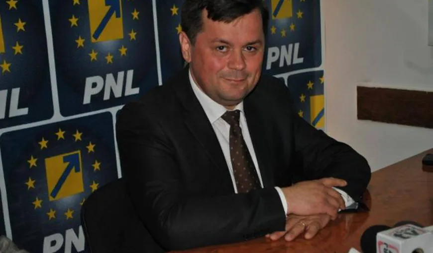Primarul municipiului Târgu-Jiu, liberalul Marcel Romanescu, audiat la DNA