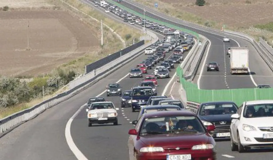 Coşmar pentru şoferi: Circulaţie deviată de pe Autostrada Soarelui pe DN 3. UPDATE: Circulaţia a revenit la normal