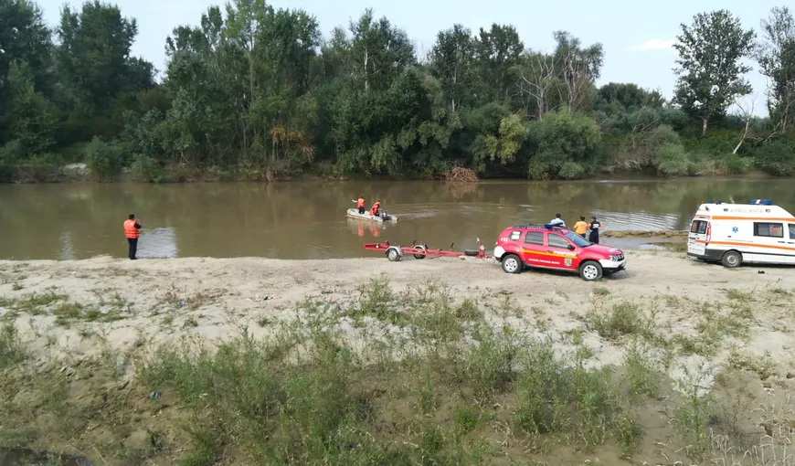 Copil de 12 ani, găsit înecat în râul Siret