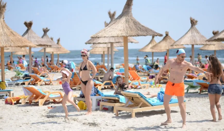 Consultaţii gratuite pe plajă privind depistarea cancerul de piele. Copiii au cel mai mare risc când nu sunt protejaţi de soare