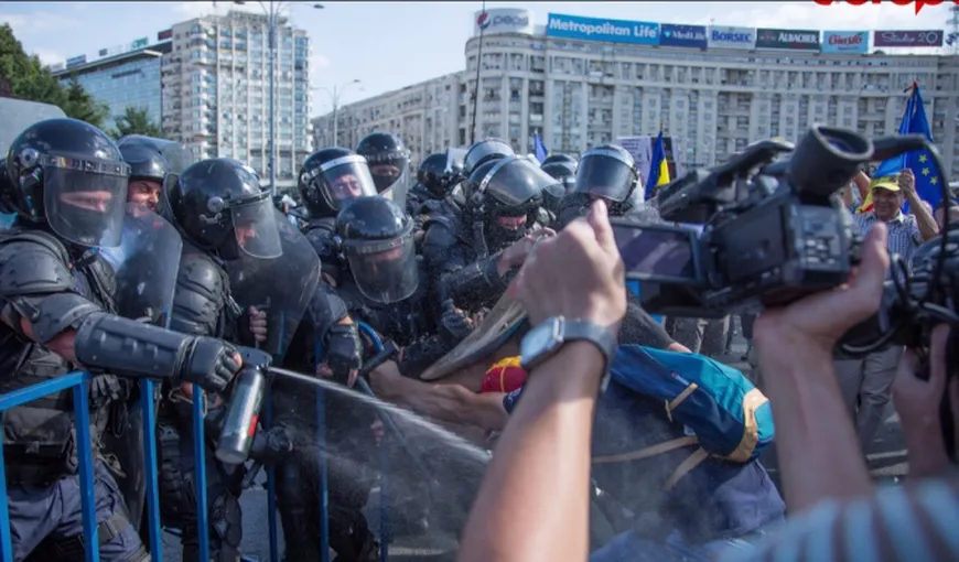 Jandarmeria Română rămâne fără şef în plin scandal privind violenţele de la protestul Diasporei. Reacţia Preşedinţiei