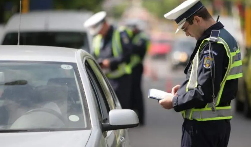 Peste 500 de şoferi au rămas fără permis şi aproape 10.000 de amenzi date de poliţişti, într-o singură zi