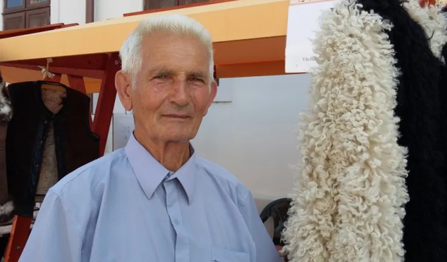 Un cojocar din Beiuş a primit titlul onorific de Tezaur Uman Viu