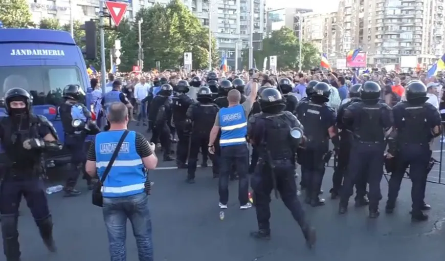 Peste 60 de jandarmi au depus plângeri după violenţele de la protestul din 10 august