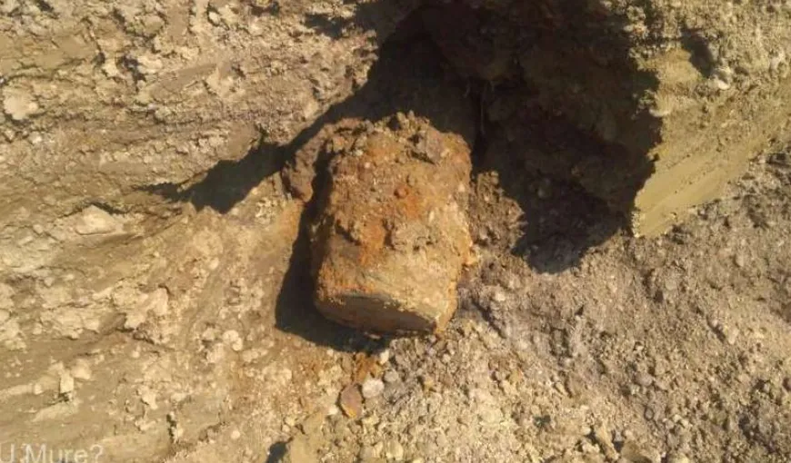 Obuz cu calibrul de 210 mm, găsit pe şantierul Autostrăzii Câmpia Turzii – Târgu Mureş