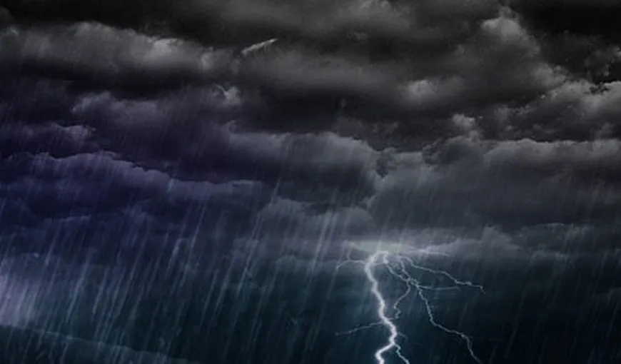 Atenţionare de călătorie transmisă de MAE: Este COD ROŞU de ploi şi furtuni în Italia