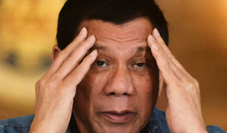 Preşedintele Filipinelor dezminte că ar fi „grav bolnav”. Unii spun că ar fi intrat în comă
