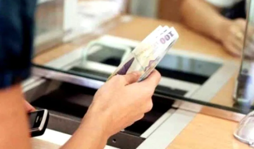 Bancă din România amendată şi obligată să returneze clienţilor 300 milioane euro după ce le-a cesionat creditele unei firme din Olanda
