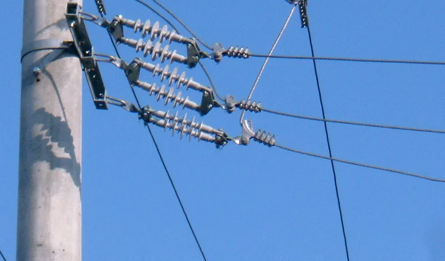 TAXA PE LĂCOMIE aduce scumpiri: ANRE aprobă luni majorarea tarifelor de distribuţie a energiei electrice de la 1 martie
