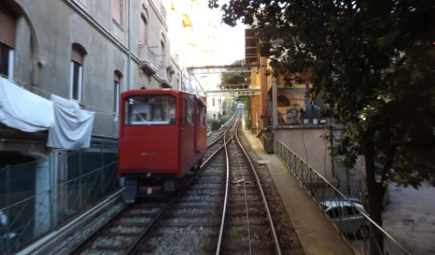 Un conductor de tren le-a spus unor romi să coboare la staţia următoare