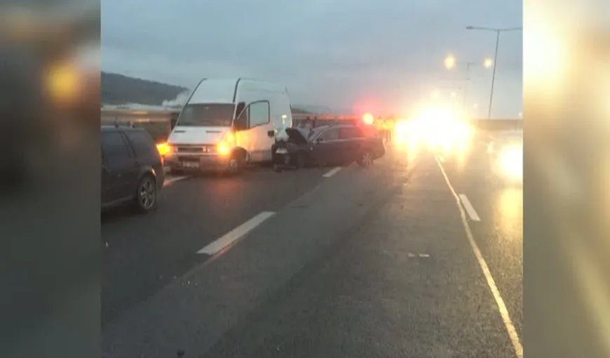Accident grav pe autostrada A1. Două persoane au fost rănite