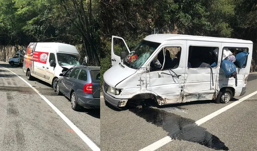 Plan Roşu de intervenţie: 13 răniţi după o coliziune între un microbuz şi o autoutilitară, pe Valea Oltului