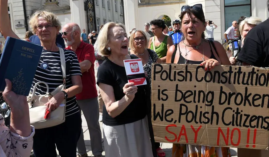 Varşovia, în luptă cu Uniunea Europeană împotriva reformelor juduciare