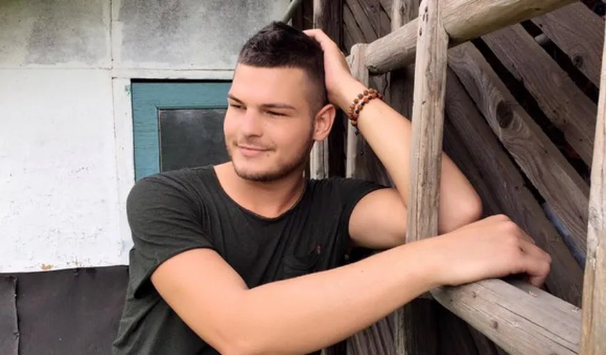 Răzvan Botezatu vorbeşte despre relaţiile sale HOMOSEXUALE. Cu ce bărbat s-a iubit prezentatorul TV