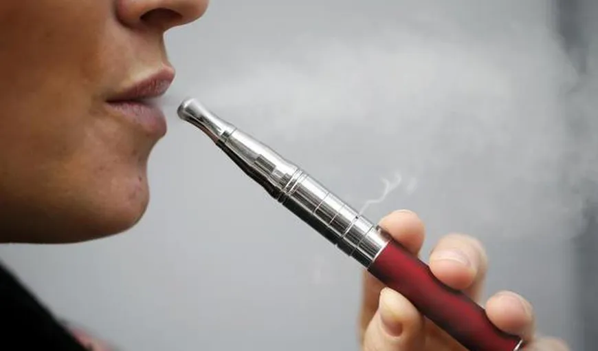 Ţigara electronică, o alternativă la ţigara clasică. Ultimele studii arată beneficiile dispozitivelor electronice