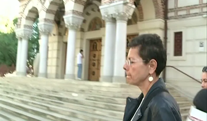 Adina Florea, propunerea pentru şefia DNA, surprinsă la biserică înainte cu o zi de decizia ministrului Justiţiei VIDEO