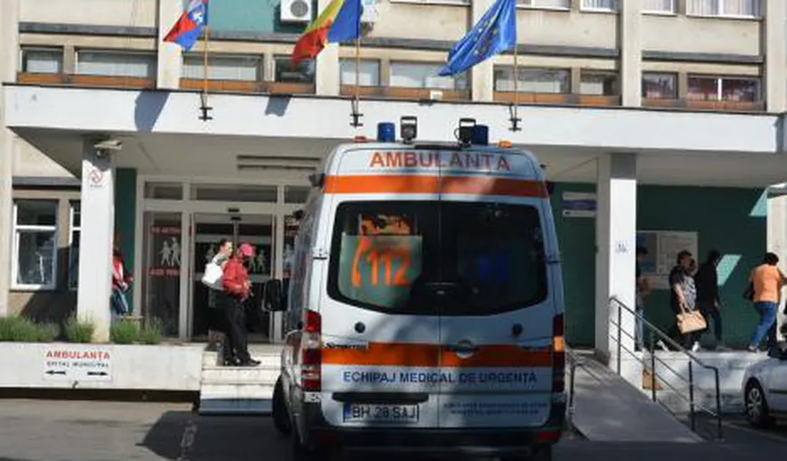 Ambulanţier cercetat disciplinar după ce a refuzat să transporte un pacient. Victimă a unui accident, bărbatul a murit la scurt timp