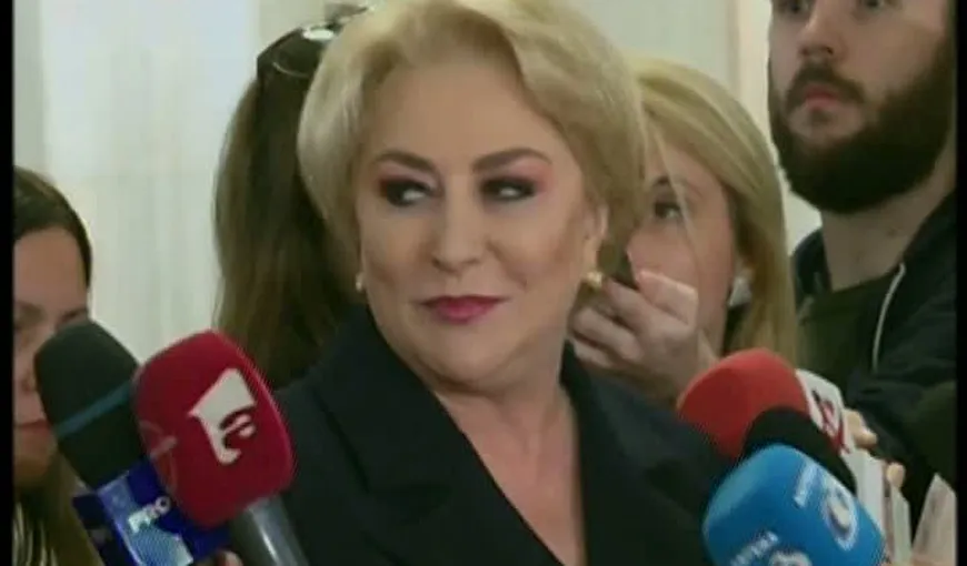 Premierul Dăncilă, mesaj de la Guvern pentru victimele din Colectiv. Dimineaţă a evitat să răspundă jurnaliştilor pe aceeaşi temă