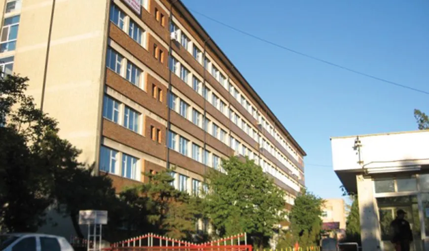 Un bărbat a murit după ce s-a aruncat de la primul etaj al Spitalului Judeţean Buzău