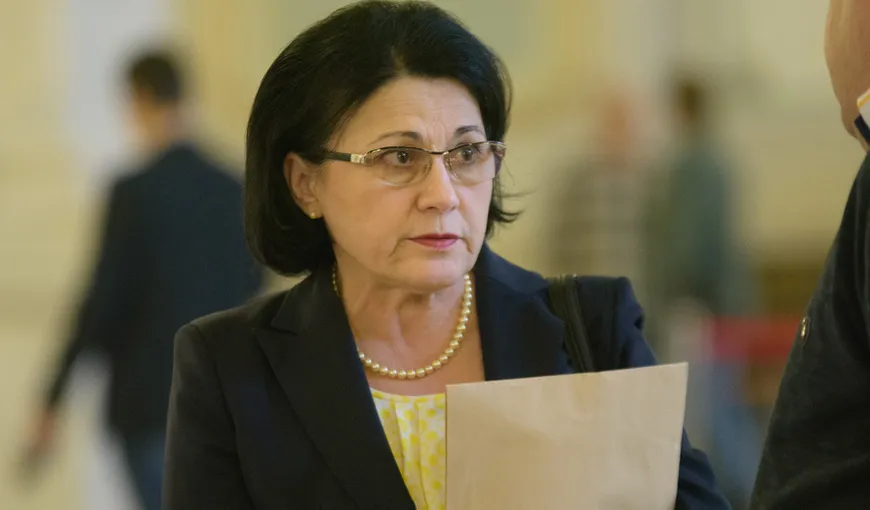 Ecaterina Andronescu: Ne-am angajat că vom duce la 30 martie noua lege a educaţiei în Parlament