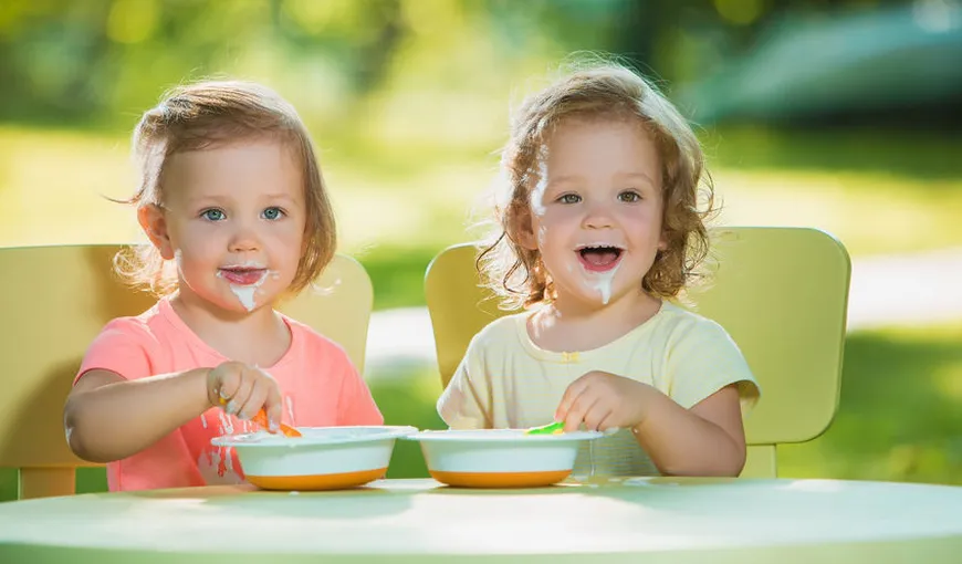 Ce şi cât trebuie să mănânce zilnic un copil de 1-3 ani