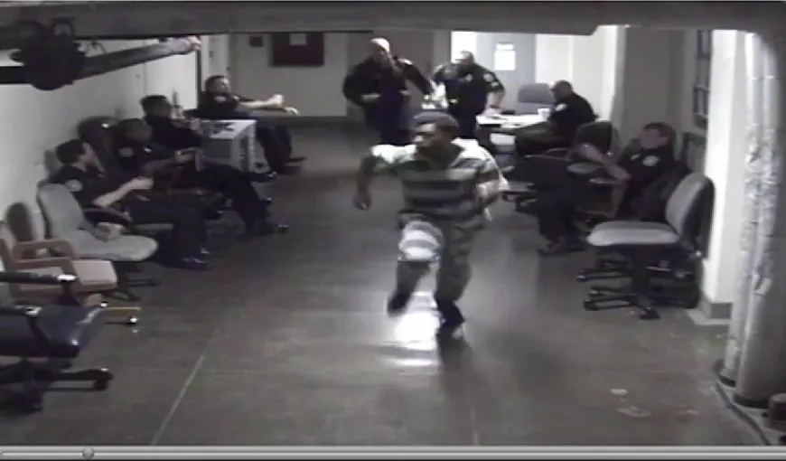 Tentativă de evadare din închisoare, filmată de camerele de supraveghere. Cum s-a încheiat totul VIDEO