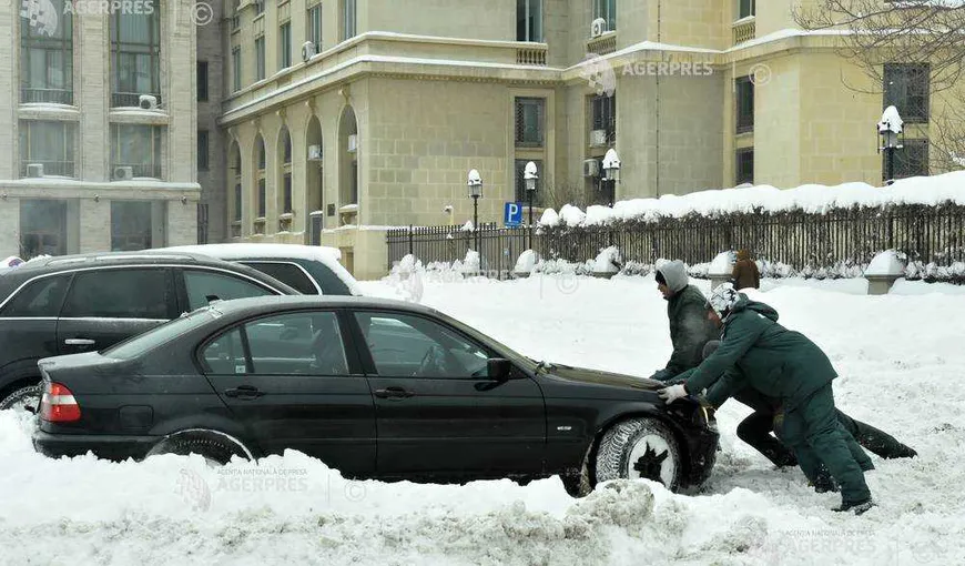 PROGNOZA METEO: Ninge ca-n poveşti în aproape toată ţara, iar temperaturile scad sub limita de îngheţ