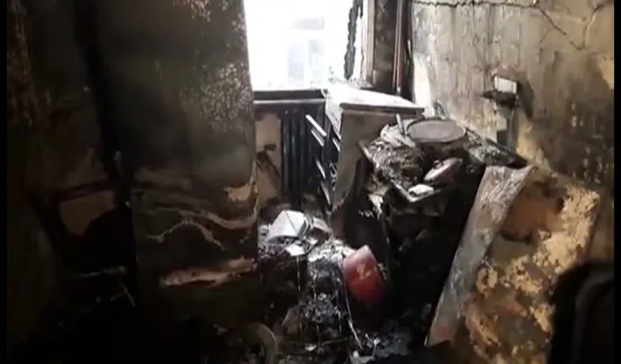 Imagini cumplite după incendiul care a distrus un bloc din Piatra Neamţ VIDEO