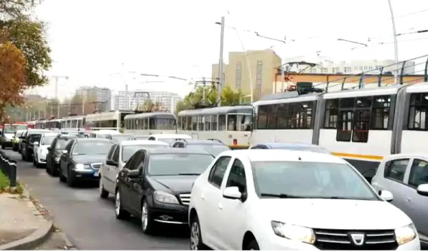 HAOS în trafic în zona Politehnica-Grozăveşti din cauza unui tramvai defect