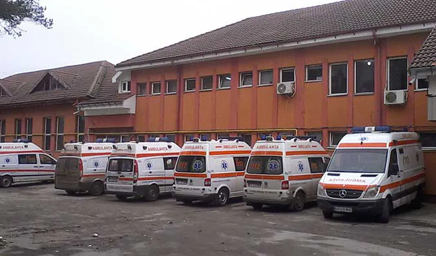 Ambulanţierii acuzaţi de furt contestă controlul judiciar. Verdictul se va da luni