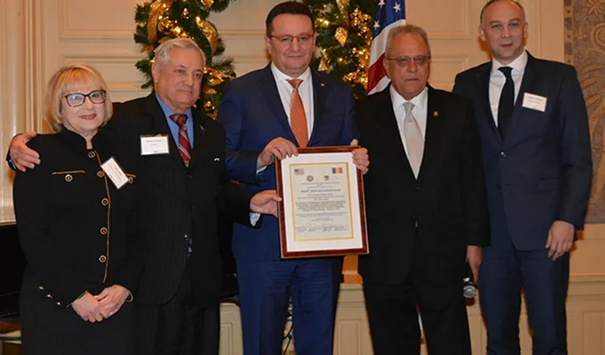 Ambasadorul George Maior a primit premiul „SMART 2018 International Award”