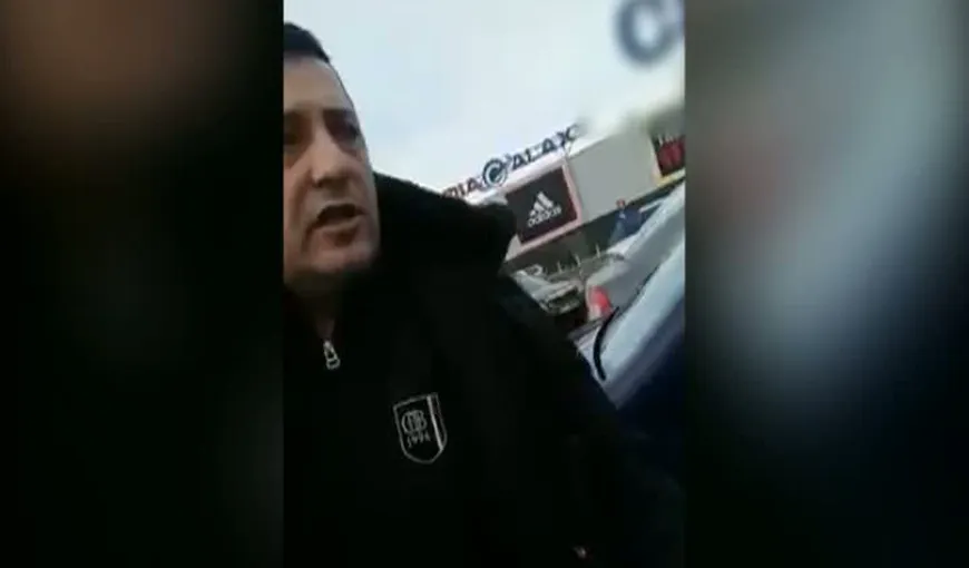 Inspector OPC, bătut în parcarea unui supermarket VIDEO