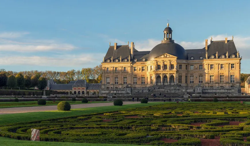 „Vestele Galbene” închid castelul şi domeniul Versailles