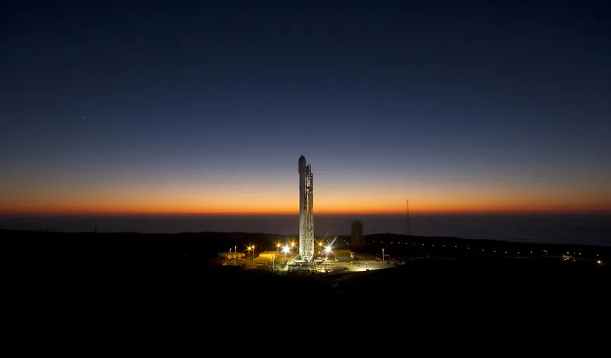 SpaceX a lansat o rachetă cu 64 de sateliţi la bord, cel mai mare transport american de acest fel