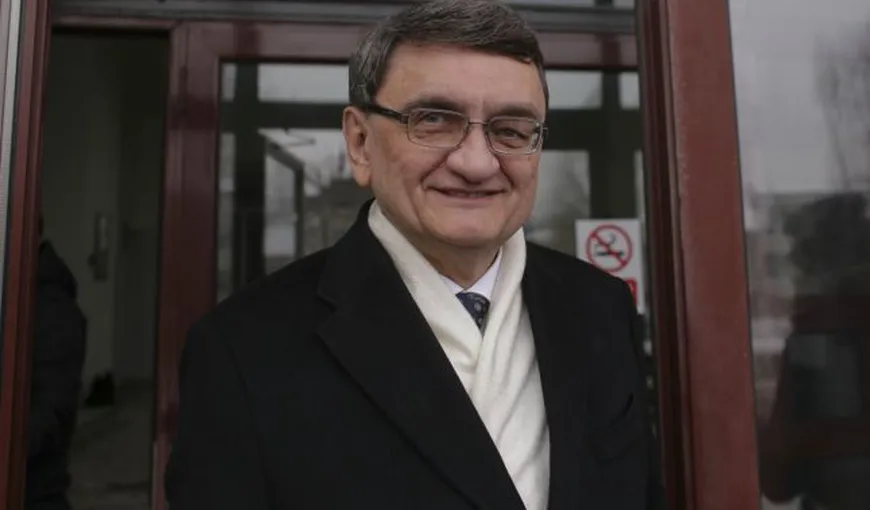 PNL vrea să îl oblige în instanţă pe Victor Ciorbea să sesizeze la CCR OUG privind „taxa pe lăcomie”