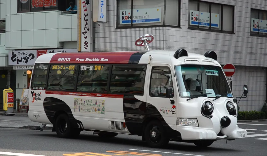 S-a lansat autobuzul Panda dotat cu inteligenţă artificială