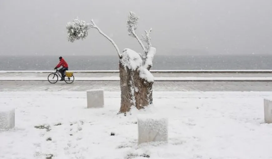 Val excepţional de frig în Grecia. Trei persoane au decedat