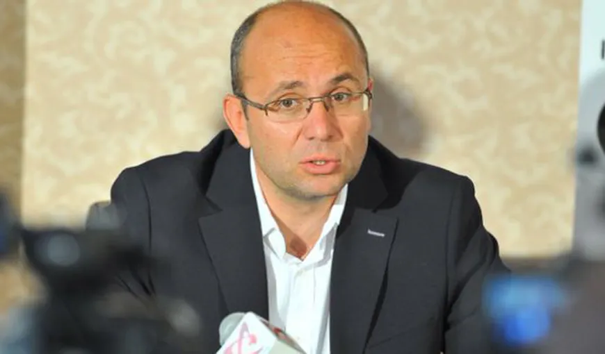 Cozmin Guşă este încă membru PSD, susţine Daniel Tudorache
