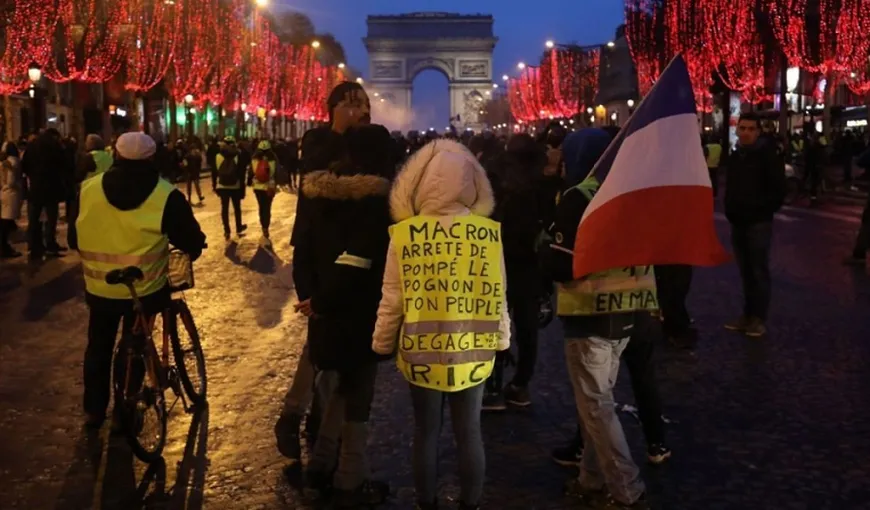 Protest Franţa. „Vestele galbene” au manifestat pentru a marca trei luni de contestare socială