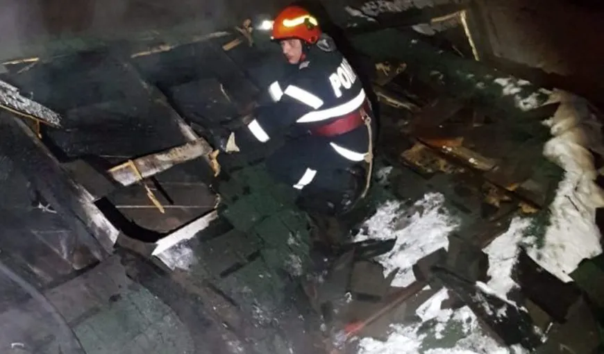 Incendiu la un restaurant din Aiud. Zeci de persoane evacuate