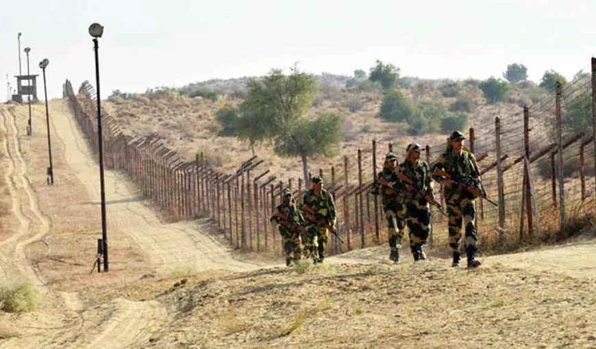 Pregătiri de război. Pakistanul evacuează populaţia de la graniţa cu India. Iranul vrea să fie mediator