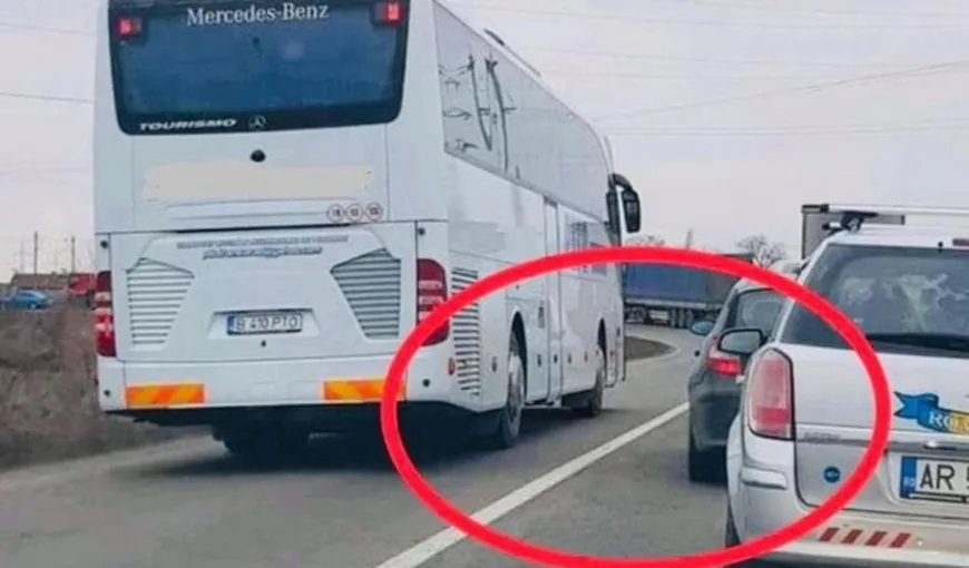 Un şofer de autocar din Arad a rămas fără permis după ce un alt şofer a postat o poză pe Facebook când acesta încălca legea