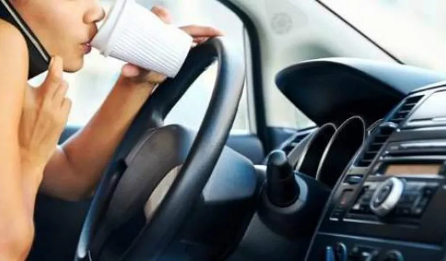 COD RUTIER 2019: Ce amendă rişti dacă vorbeşti la telefon în timp ce şofezi