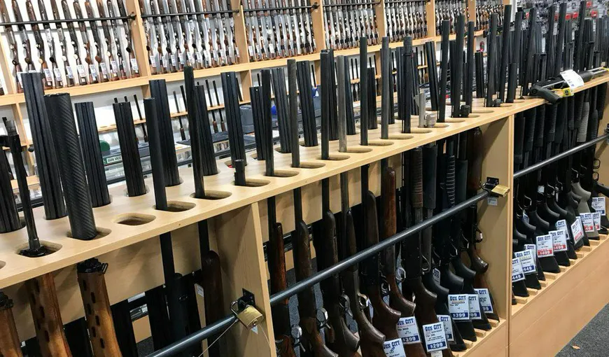 Masacrul de la Christchurch: Noua Zeelandă a interzis armele semiautomate şi puştile de asalt. În ţară se află peste 1,5 milioane arme