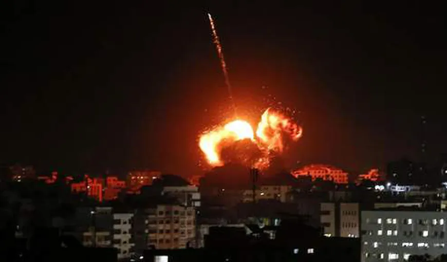 Biroul şefului Hamas din Gaza, bombardat de forţele israeliene