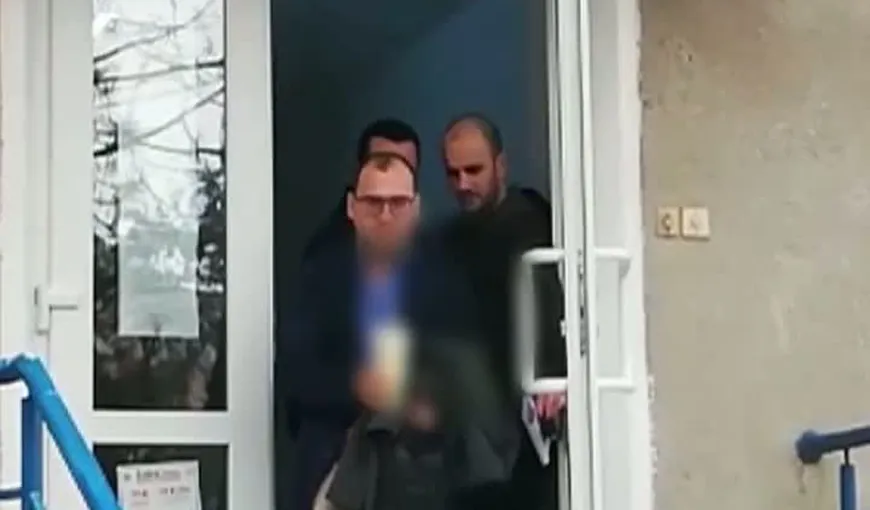Fals medic ortoped din Bucureşti, reţinut din nou. 70 de persoane au fost înşelate, potrivit anchetatorilor
